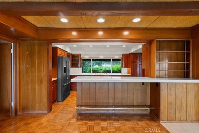 1218 Flintridge Circle, La Canada Flintridge, CA 91011