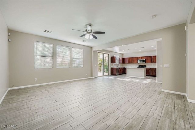 371 Botanic Gardens Drive, Las Vegas, NV 89148