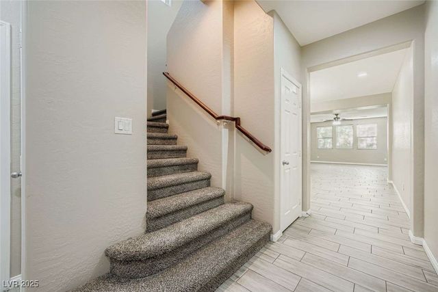 371 Botanic Gardens Drive, Las Vegas, NV 89148