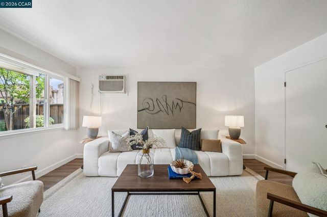 1591 3rd Ave, Walnut Creek, CA 94597