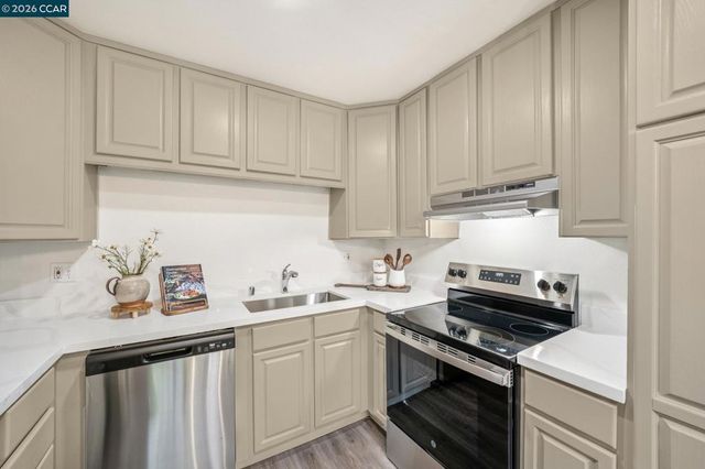1591 3rd Ave, Walnut Creek, CA 94597