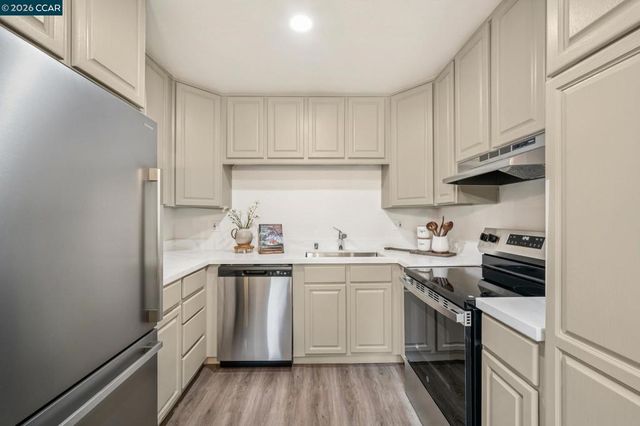1591 3rd Ave, Walnut Creek, CA 94597