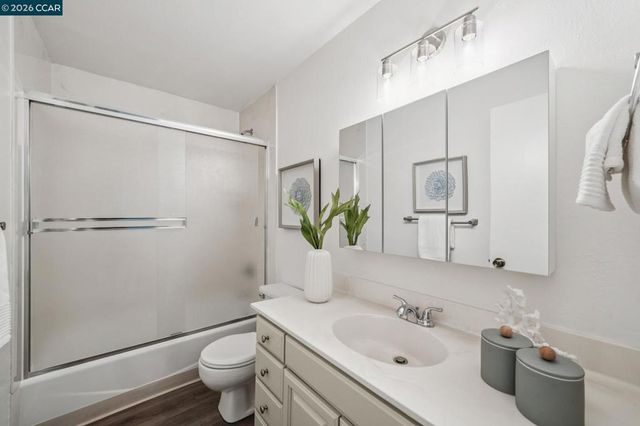 1591 3rd Ave, Walnut Creek, CA 94597