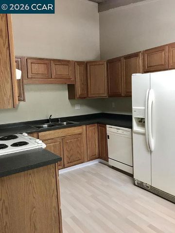 1591 3rd Ave, Walnut Creek, CA 94597