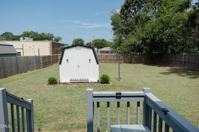 706 S Magnolia, Dunn, NC 28334