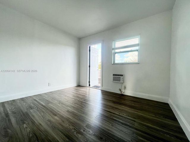 749 SE 15th St 11, Fort Lauderdale, FL 33316