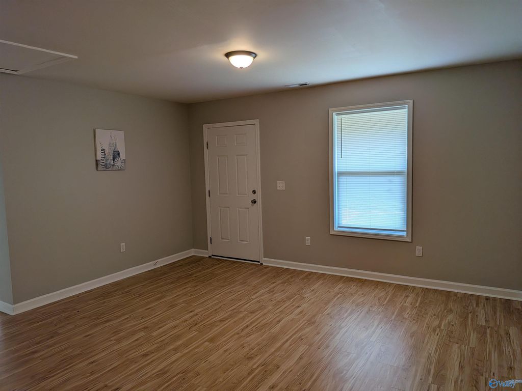 3902 Thomas Road C, Huntsville, AL 35805