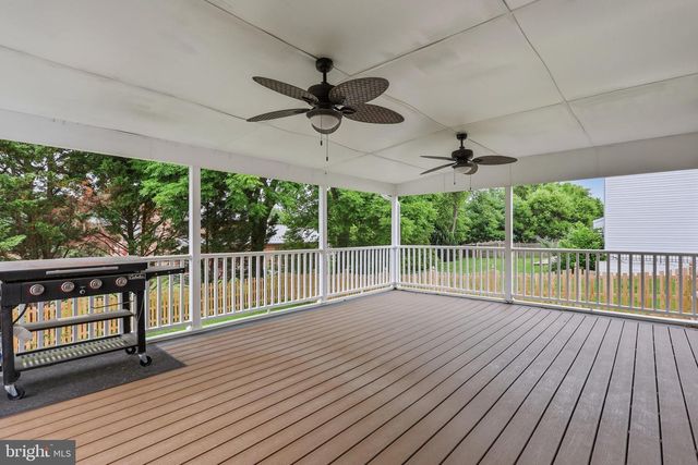 11257 SUFFOLK DR, Hagerstown, MD 21742