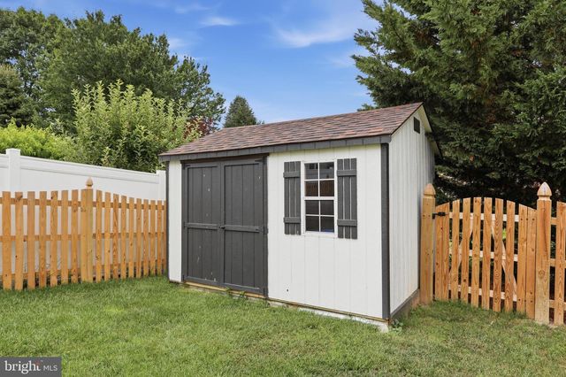 11257 SUFFOLK DR, Hagerstown, MD 21742