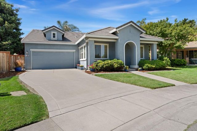 450 Forastera Cir, Sacramento, CA 95834