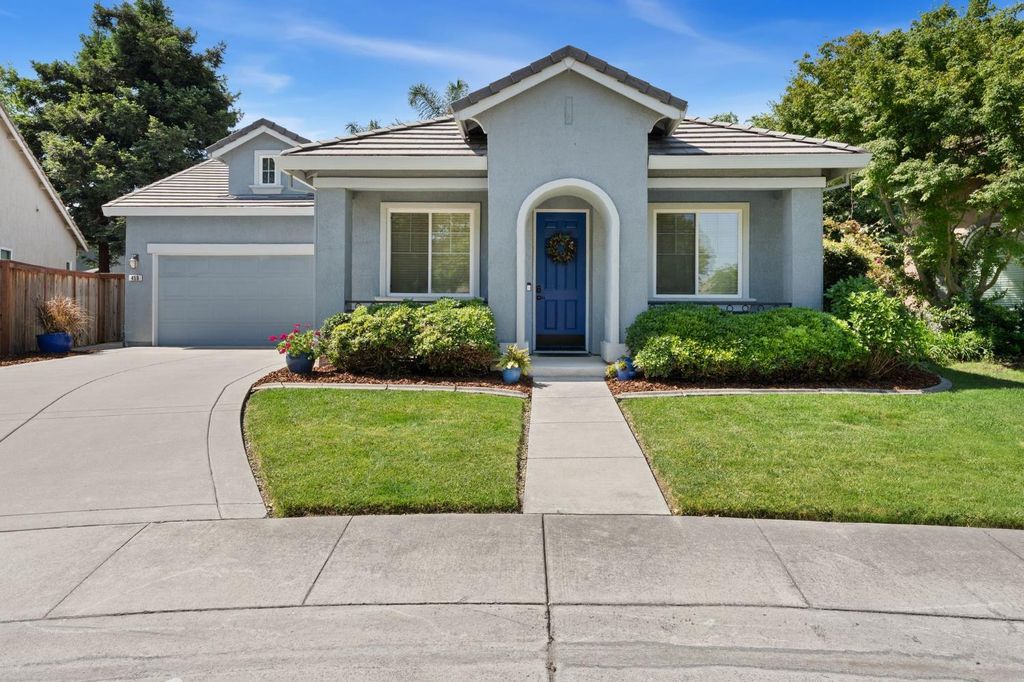 450 Forastera Cir, Sacramento, CA 95834