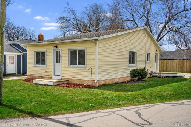4399 2nd Street, Frenchtown Township, MI 48166