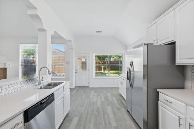 1228 Carriage Creek Drive, Desoto, TX 75115