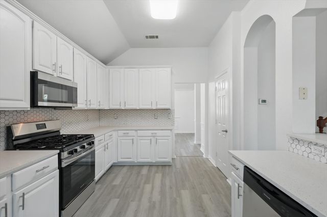 1228 Carriage Creek Drive, Desoto, TX 75115