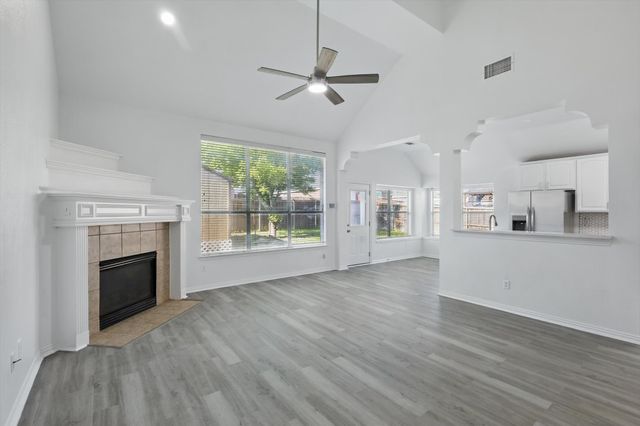 1228 Carriage Creek Drive, Desoto, TX 75115