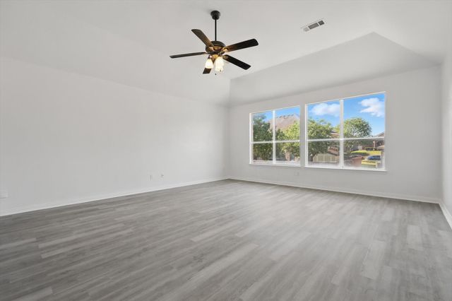 1228 Carriage Creek Drive, Desoto, TX 75115