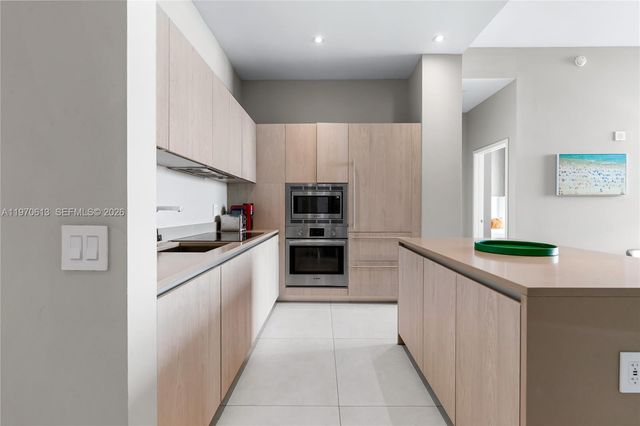 4111 S Ocean Dr 702, Hollywood, FL 33019