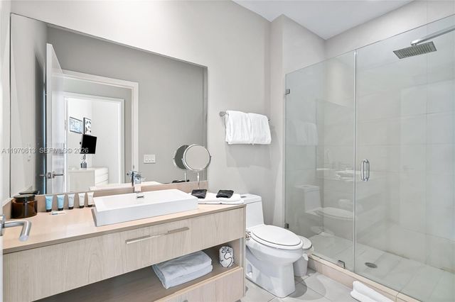 4111 S Ocean Dr 702, Hollywood, FL 33019