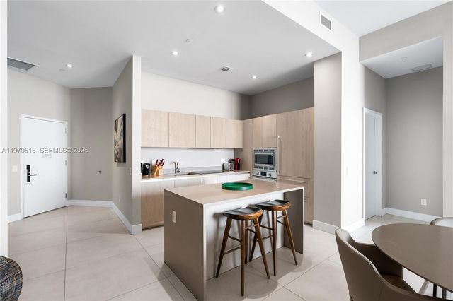 4111 S Ocean Dr 702, Hollywood, FL 33019