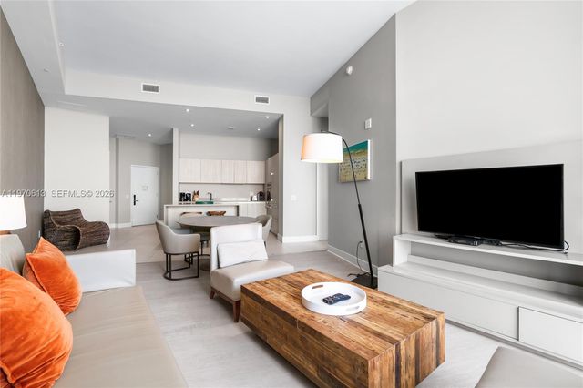 4111 S Ocean Dr 702, Hollywood, FL 33019