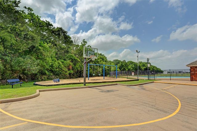 4315 Glen Avon Drive, Pasadena, TX 77505