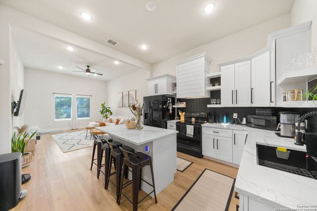 213 Omaha St, San Antonio, TX 78203