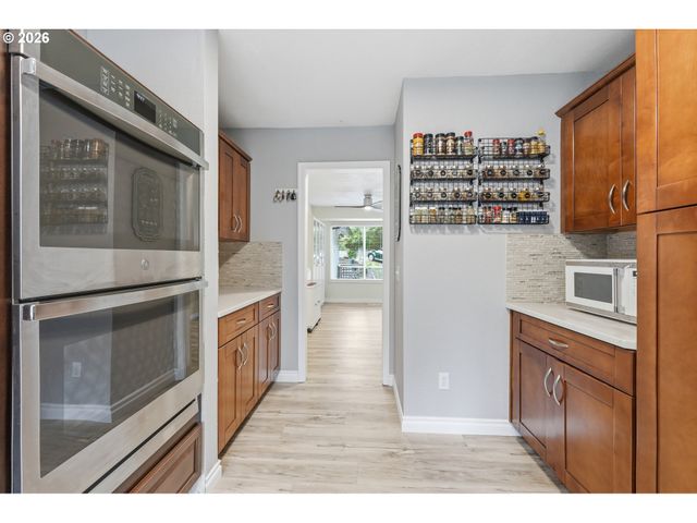 12255 Sw TIPPITT Pl, Portland, OR 97223