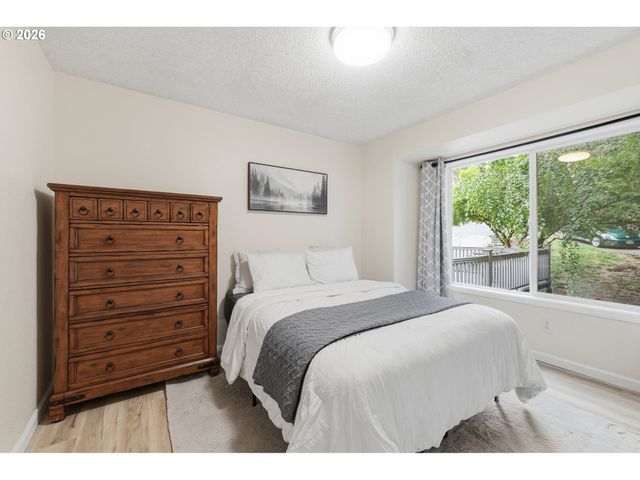 12255 Sw TIPPITT Pl, Portland, OR 97223