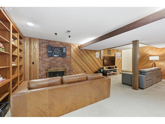 12255 Sw TIPPITT Pl, Portland, OR 97223