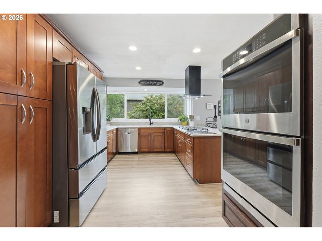 12255 Sw TIPPITT Pl, Portland, OR 97223
