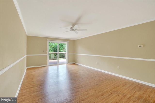 2426 WINTERBERRY LN, York, PA 17406