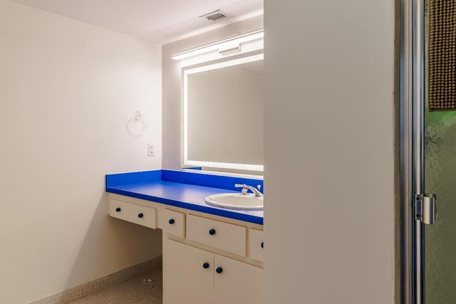 5380 N Ocean Drive 10g, Singer Island, FL 33404