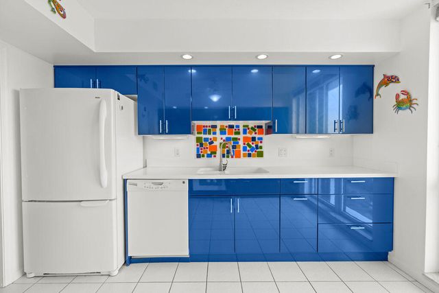 5380 N Ocean Drive 10g, Singer Island, FL 33404