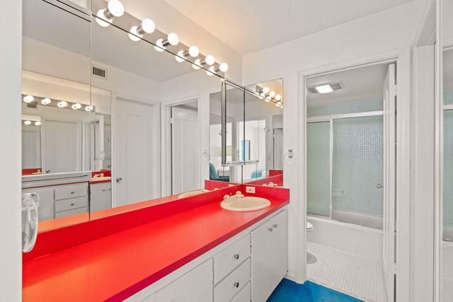 5380 N Ocean Drive 10g, Singer Island, FL 33404