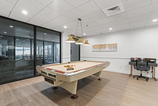 5380 N Ocean Drive 10g, Singer Island, FL 33404