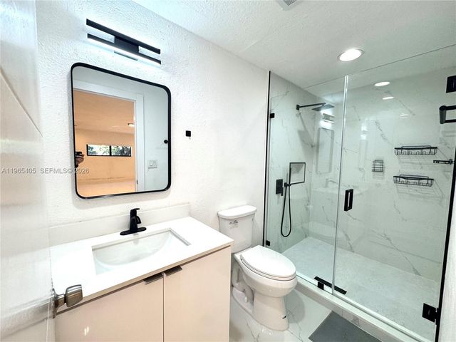 13550 NW 5th Ave, North Miami, FL 33168