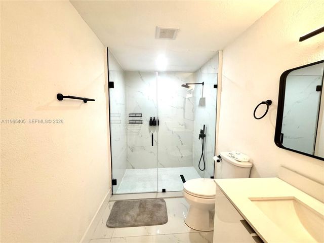 13550 NW 5th Ave, North Miami, FL 33168