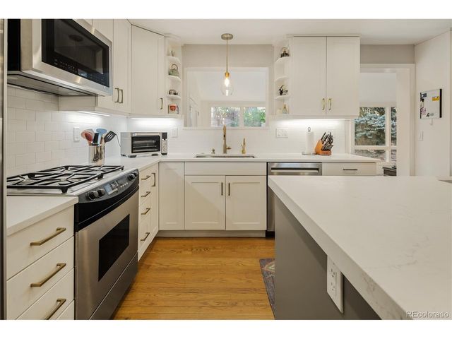 6580 E Colorado Dr, Denver, CO 80224