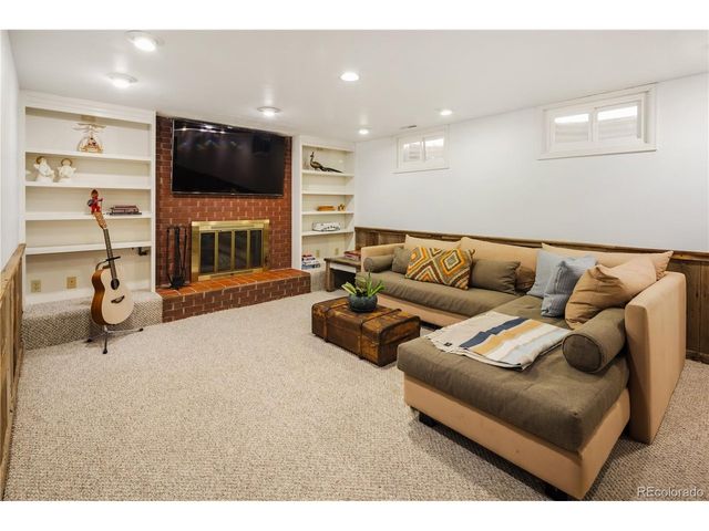 6580 E Colorado Dr, Denver, CO 80224