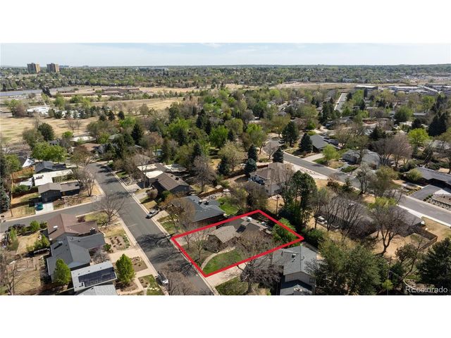6580 E Colorado Dr, Denver, CO 80224