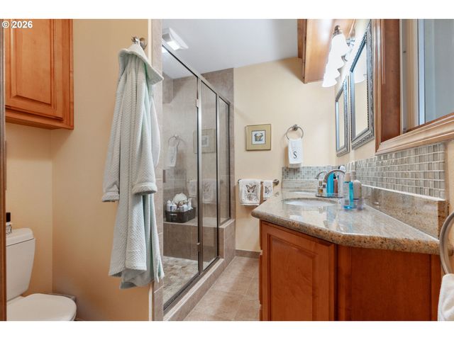 3362 Se WILLOW St, Hillsboro, OR 97123