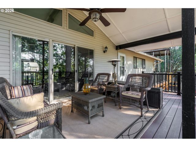 3362 Se WILLOW St, Hillsboro, OR 97123