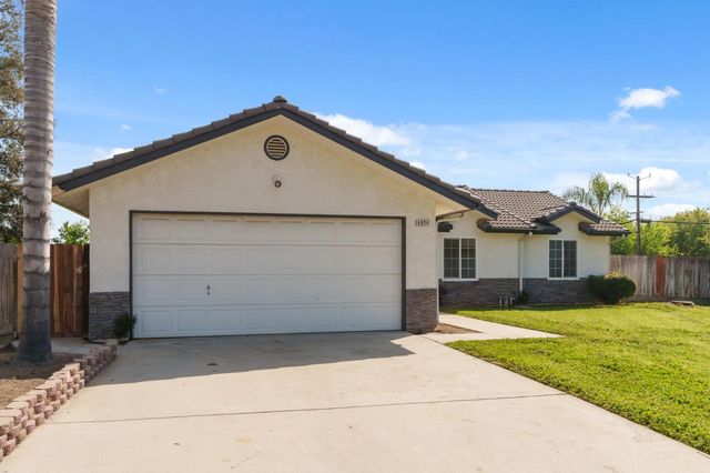 4074 E Robinson Avenue, Fresno, CA 93726