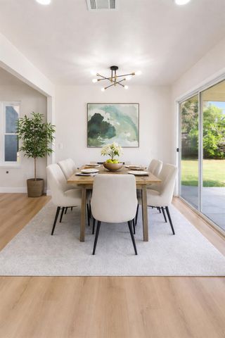 4074 E Robinson Avenue, Fresno, CA 93726