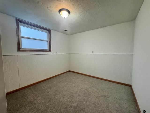 400 N 73rd Street, Lincoln, NE 68505