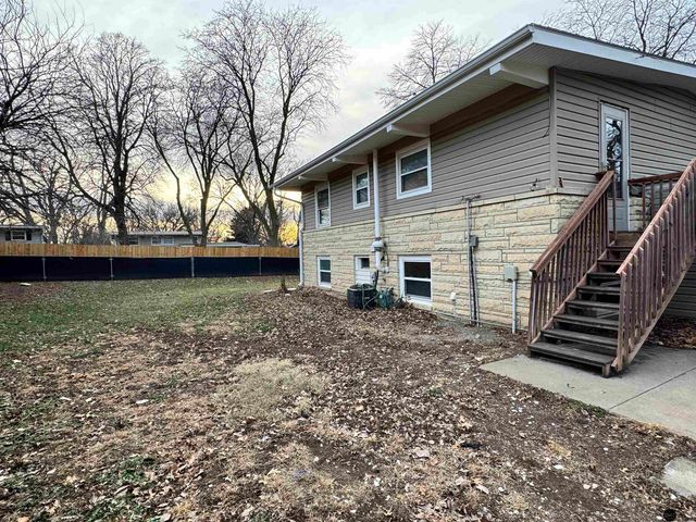 400 N 73rd Street, Lincoln, NE 68505