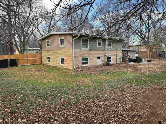 400 N 73rd Street, Lincoln, NE 68505