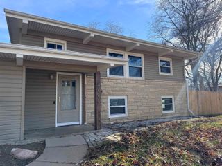 400 N 73rd Street, Lincoln, NE 68505