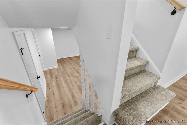 3136 Middle Road, Jeffersonville, IN 47130