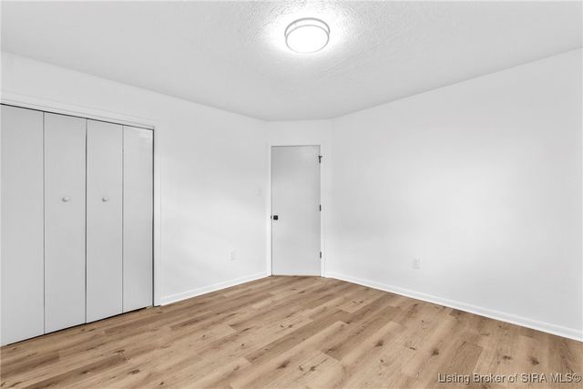 3136 Middle Road, Jeffersonville, IN 47130